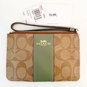 NWT Coach Wristlet with Olive Leather